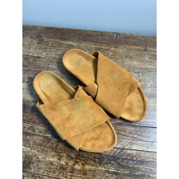 Beek Kea Suede Slide Sandals size 9 - Picture 1 of 5
